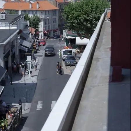 Appartement Coup de Cœur assuré pour ce T2 rénové Hyper centre à Biarritz Extérieur photo
